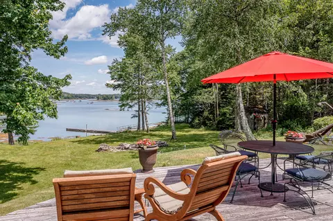 72 States Point Rd, Saint George, ME 04860