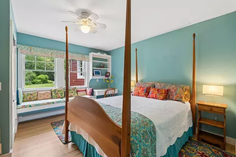 Bedroom - 234 Sebasco Rd, Phippsburg, ME 04562 photo 1 of 8