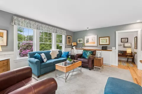 Living - 234 Sebasco Rd, Phippsburg, ME 04562 photo 2 of 11
