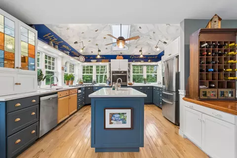 Kitchen - 234 Sebasco Rd, Phippsburg, ME 04562 photo 1 of 8