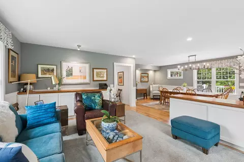 Living - 234 Sebasco Rd, Phippsburg, ME 04562 photo 3 of 11