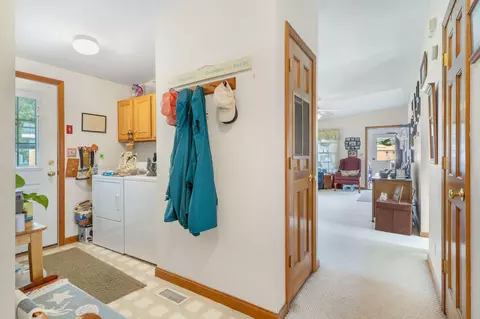 Entry Way - 56 Brookside Cir, Ogunquit, ME 03907 photo 1 of 2