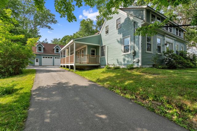 142 River Rd, Bowdoinham, ME 04008