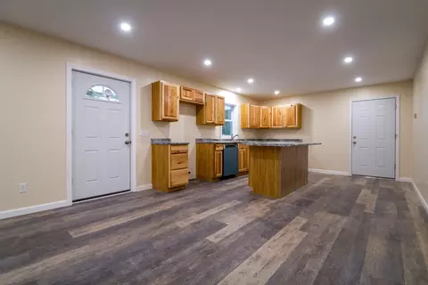 28 Jacques Ln #3, Oakland, ME 04963
