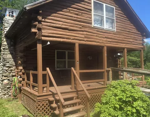 332 Crow Hill Rd, Parkman, ME 04443