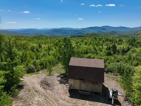 167 Western View Ln, Rumford, ME 04276