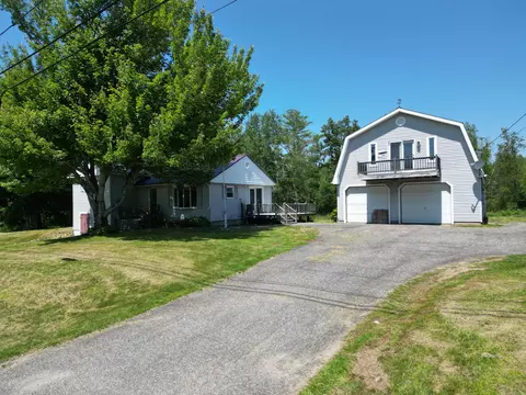 533 W Broadway, Lincoln, ME 04457