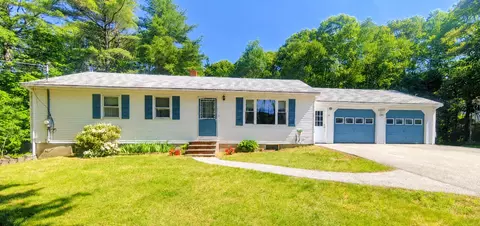 19 Scotts Ln, Bucksport, ME 04416