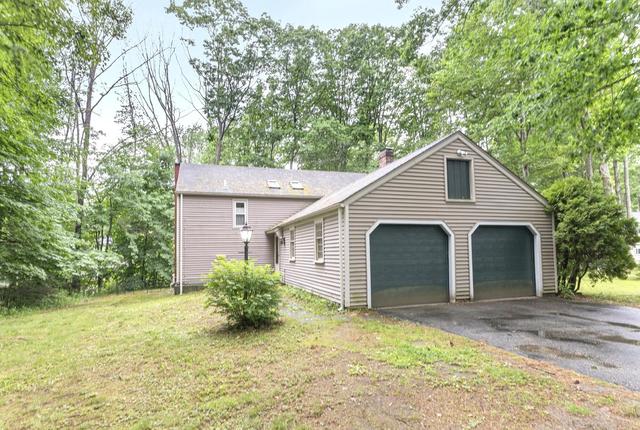 17 Ole Ironside Ln, Scarborough, ME 04074