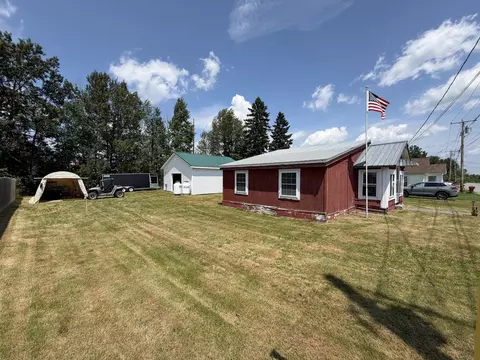 4 Coburn Ave E, Jackman, ME 04945 photo 4