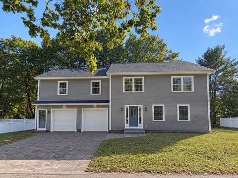 15 Casey Ln, Kennebunk, ME 04043