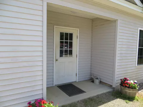 11 Moline Ln, Levant, ME 04456 photo 4