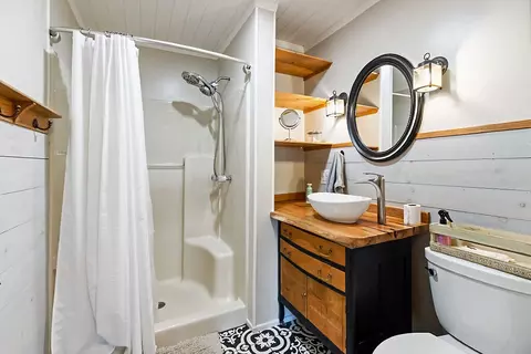 Bath - 825 W River Rd, Augusta, ME 04330 photo 1 of 1