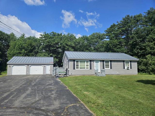 1029 E River Rd, Skowhegan, ME 04976