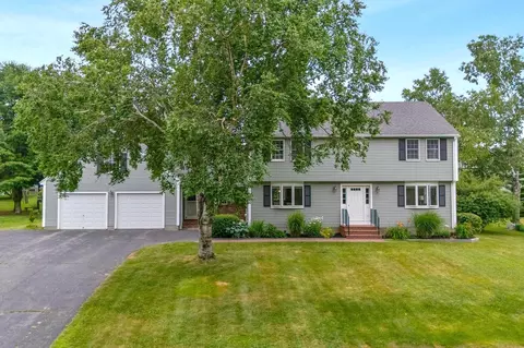 982 Highland Ave, South Portland, ME 04106