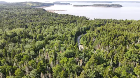 M6l21 Great Cove Road, Roque Bluffs, ME 04654