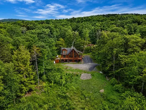 5 N Hemlock Ln, Greenville, ME 04441