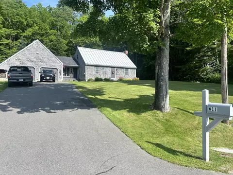 611 Moose Hill Rd, Livermore Falls, ME 04254