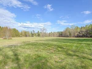 119 Memorial Hwy, North Yarmouth, ME 04097