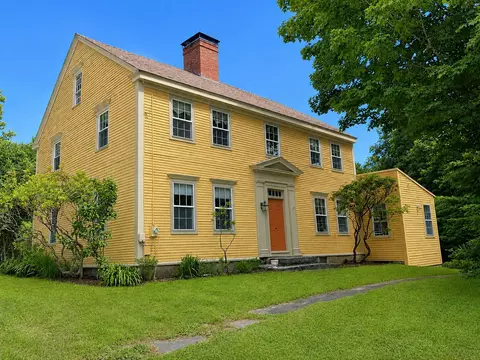 372 Intervale Rd, New Gloucester, ME 04260