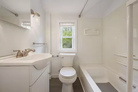 Bath - 8 Grove St, Brewer, ME 04412 photo 1 of 1