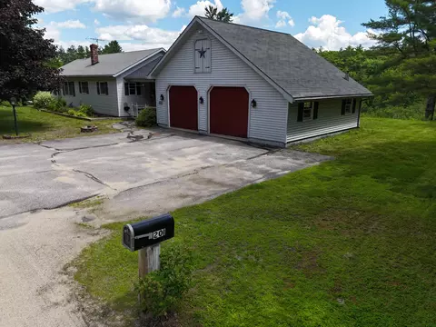 201 Bean St, Turner, ME 04282