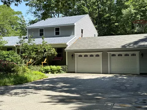 20 Lewis Ave, Old Orchard Beach, ME 04064