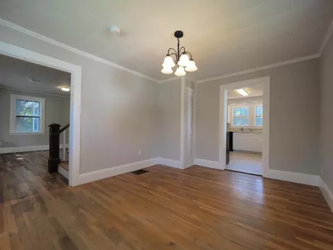 8 Fairview Ave, Augusta, ME 04330 photo 5