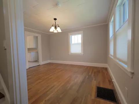 8 Fairview Ave, Augusta, ME 04330 photo 3