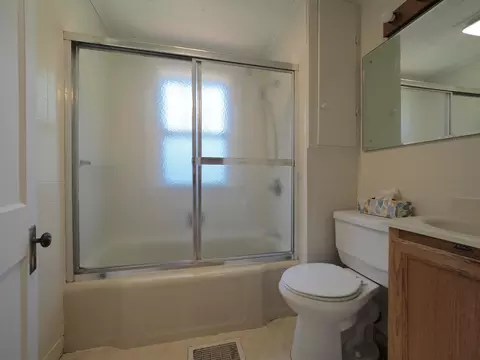 8 Fairview Ave, Augusta, ME 04330 photo 25