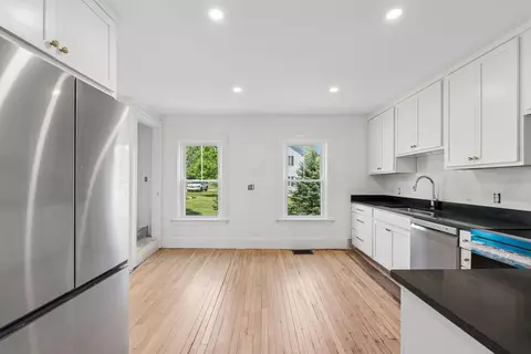 Kitchen - 4 Washington St, Bath, ME 04530 photo 4 of 4
