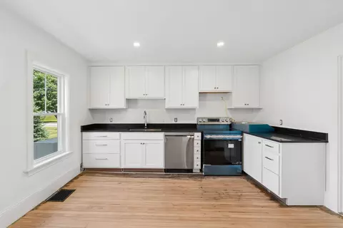 Kitchen - 4 Washington St, Bath, ME 04530 photo 1 of 4