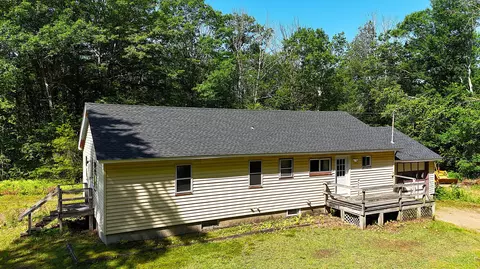 784 Center Rd, Lebanon, ME 04027