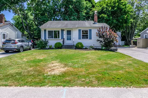36 George St, South Portland, ME 04106