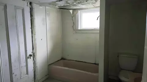 Bath - 85 Main St, Thomaston, ME 04861 photo 5 of 5