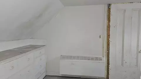 Bedroom - 85 Main St, Thomaston, ME 04861 photo 16 of 16