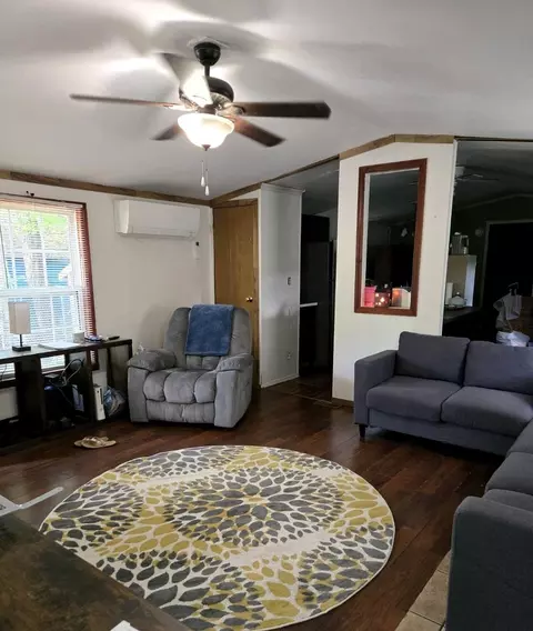 123 Cedar St, Millinocket, ME 04462 photo 5