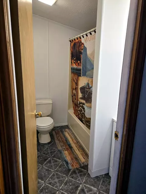 123 Cedar St, Millinocket, ME 04462 photo 11