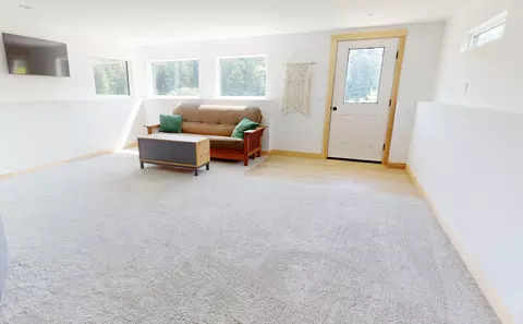 Living - 20 Sailors Way, Vinalhaven, ME 04863 photo 5 of 6