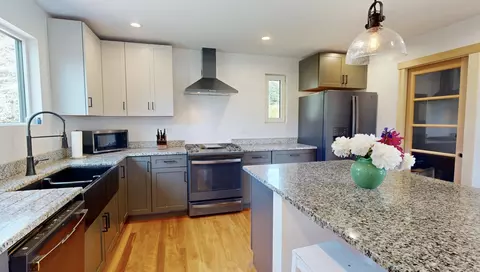 Kitchen - 20 Sailors Way, Vinalhaven, ME 04863 photo 3 of 6
