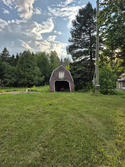 Exterior - 286 Main Rd, Bridgewater, ME 04735 photo 5 of 6