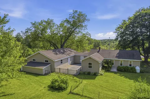 761 Gardiner Rd, Wiscasset, ME 04578
