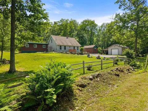 55 Edgewater Ln, Bucksport, ME 04416