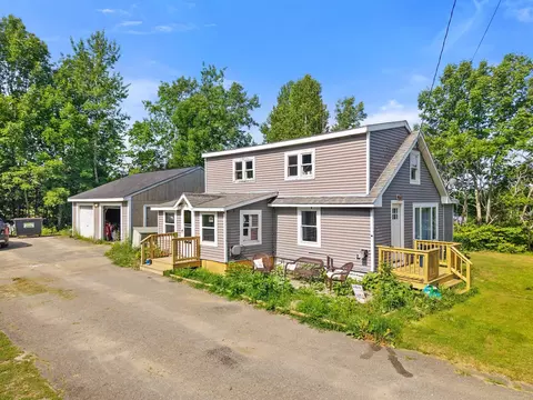 13 Race Course Rd, Bucksport, ME 04416