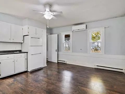 Living - 5 Ossipee Trl E, Standish, ME 04084 photo 5 of 10