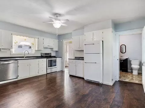 Kitchen - 5 Ossipee Trl E, Standish, ME 04084 photo 1 of 6