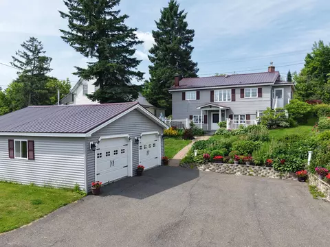 9 Spring St, Caribou, ME 04736