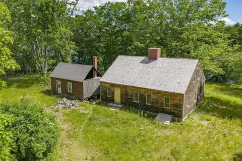 Exterior - 29 Ferry Ln, Biddeford, ME 04005 photo 2 of 3