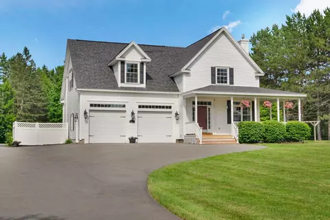 Exterior - 517 Blackstream Rd, Hermon, ME 04401 photo 2 of 10