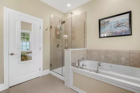 Bath - 517 Blackstream Rd, Hermon, ME 04401 photo 1 of 6